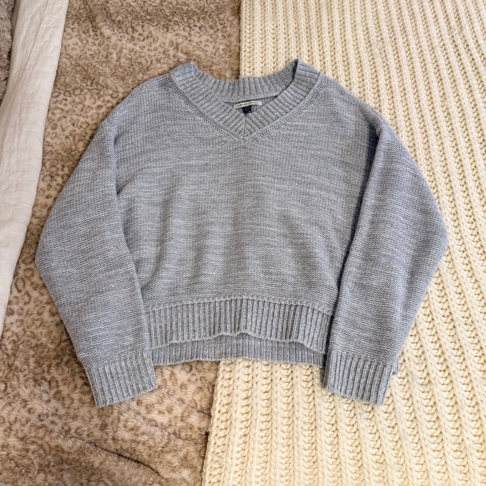 American Eagle Women XS Light Blue Gray V-Neck Shaker Knit Cotton Sweater - Picture 1 of 4
